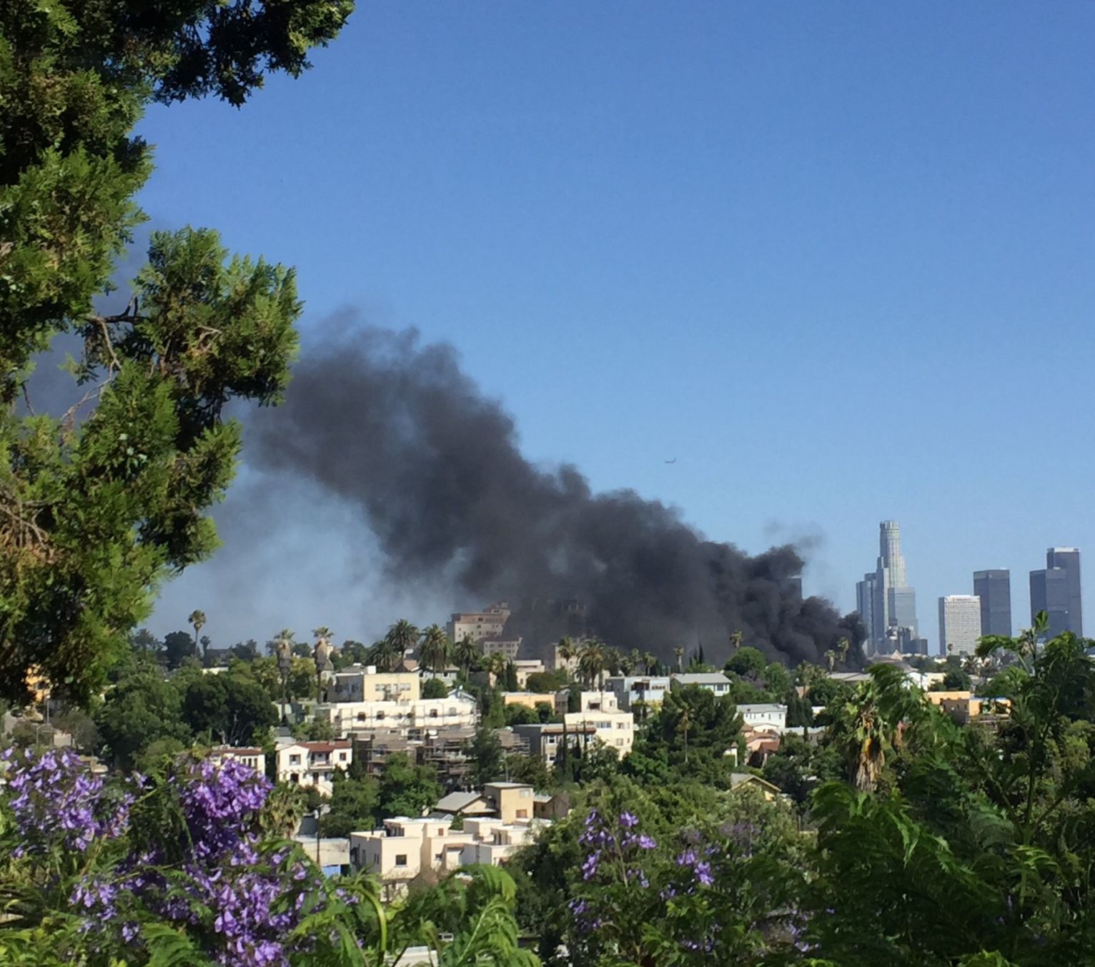 Smoke rises on Echo Park - Silver Lake border